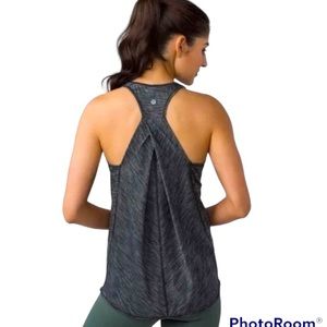 Lululemon Essential Tank Gray Black Pleated Back Racerback Size 6/8